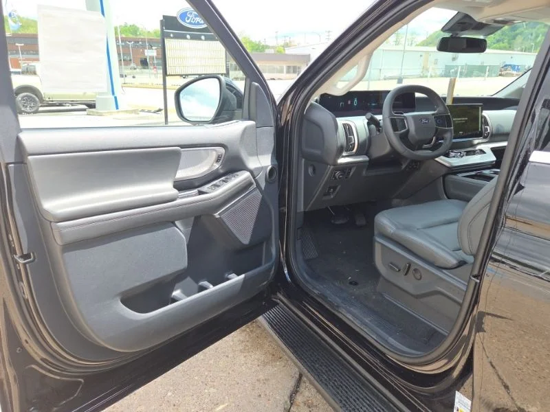 New 2026 Agate Black Metallic Ford Active image 30