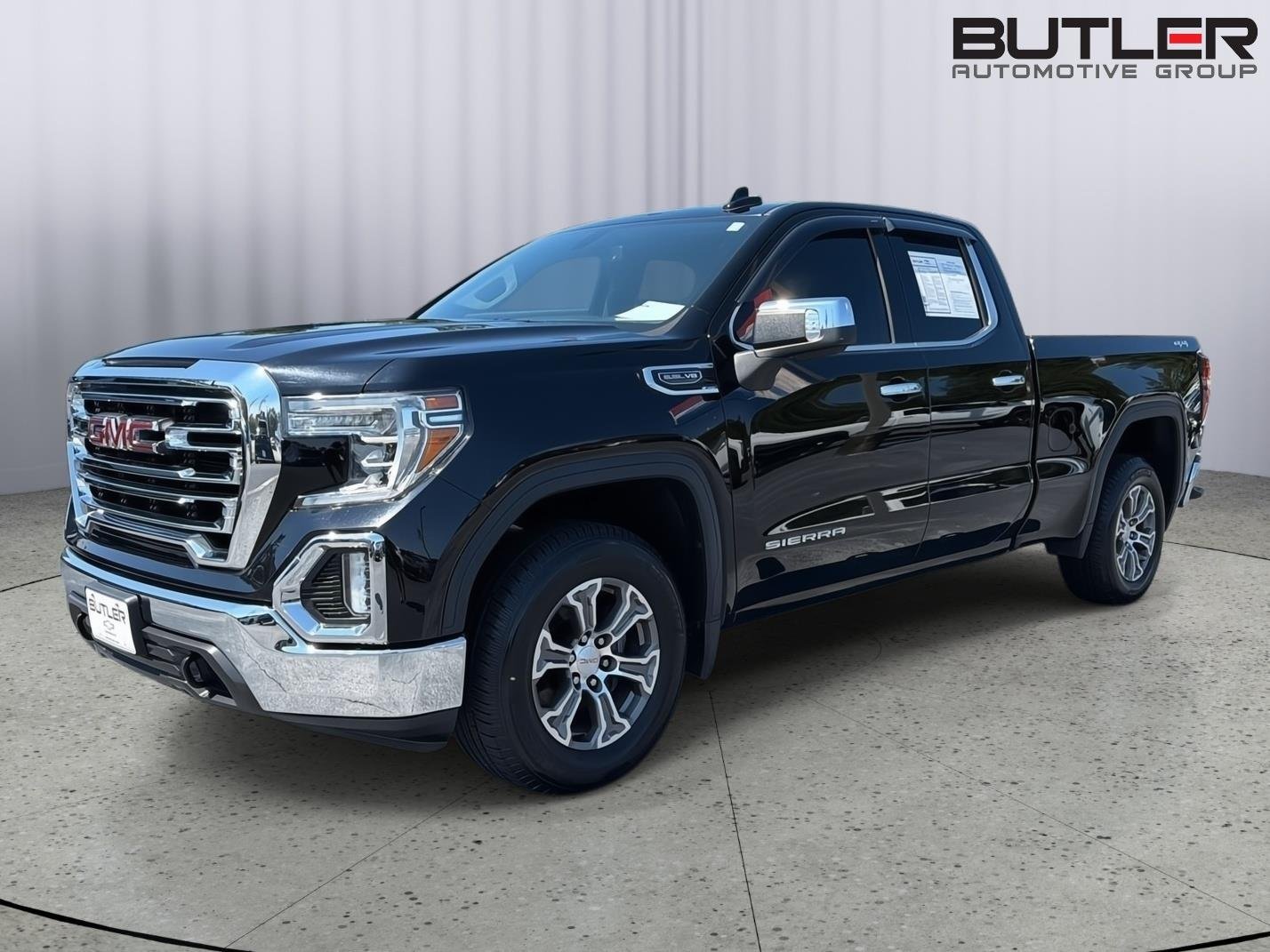 Used 2019 Onyx Black GMC SLT image 2