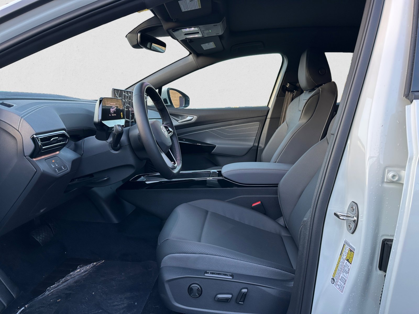 New 2026 Opal-White Volkswagen Pro S image 9