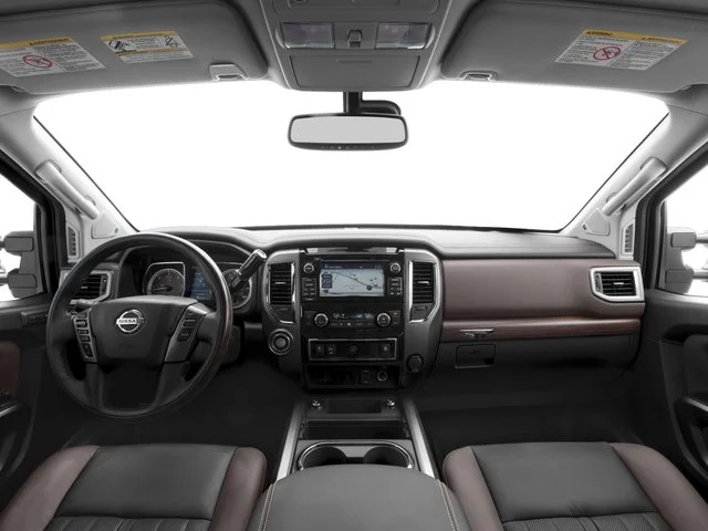 Used 2017  Nissan Platinum Reserve image 8