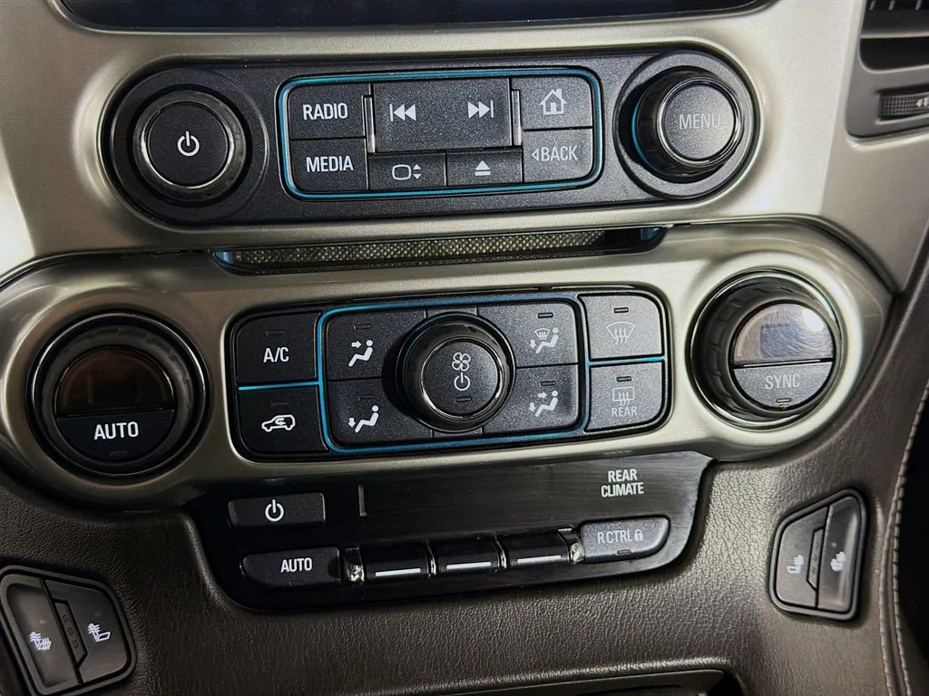 Used 2016 Tungsten Metallic Chevrolet LT image 16