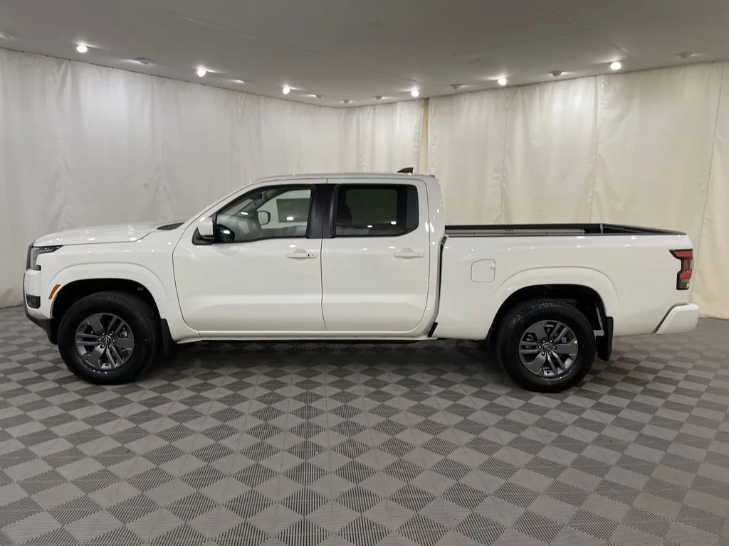 New 2026 Glacier White Nissan Crew Cab SV Long Bed image 9