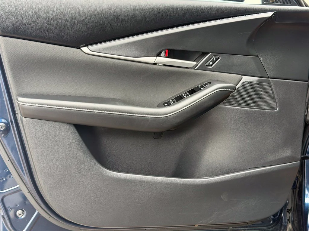 Used 2023 Blue Mazda 2.5 S image 23