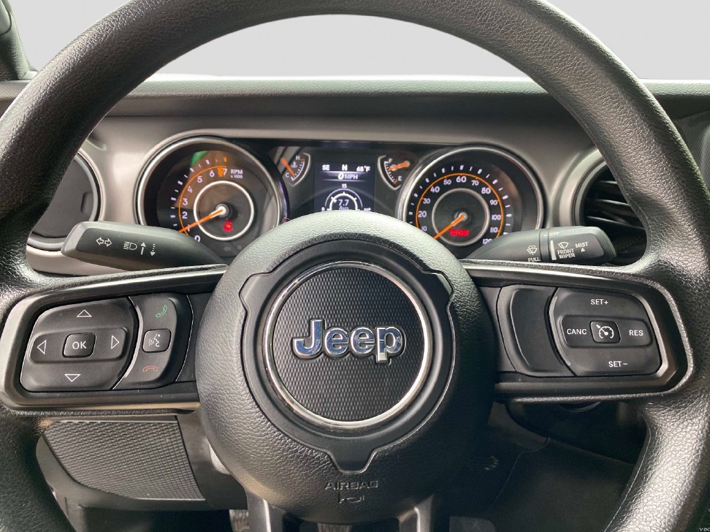 Used 2021 Gray Jeep Sport image 17