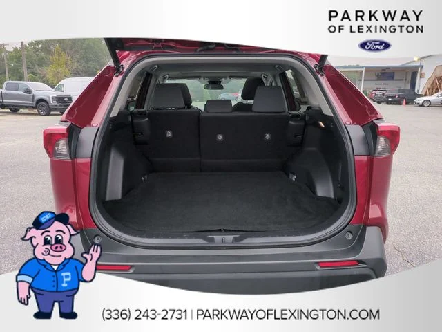 Used 2022 Red Toyota XLE image 30