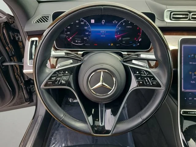 Used 2025 Black Mercedes-Benz S 500 image 25