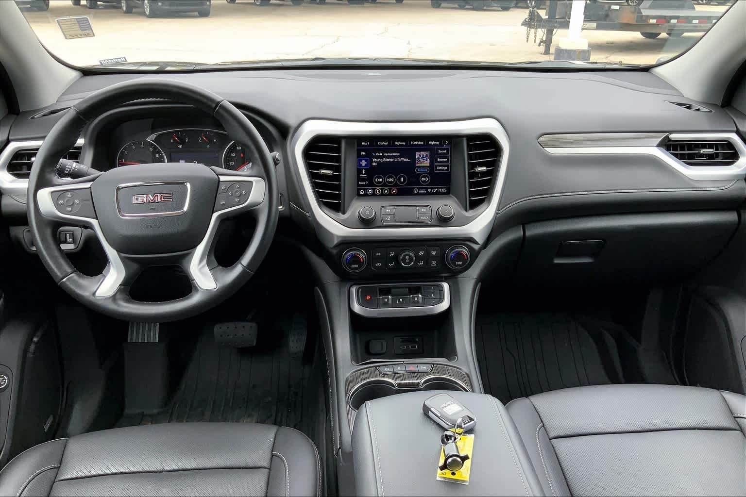 Used 2020 Carbon Black Metallic GMC SLT image 16