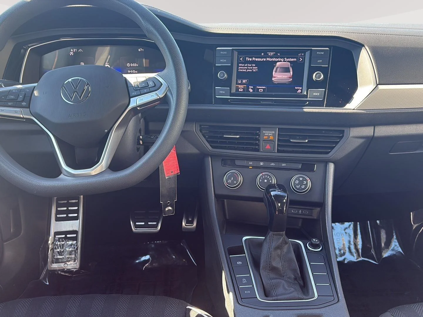 Certified Used 2023 Pure White Volkswagen Sport image 9