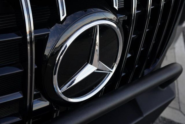 Used 2023 White Mercedes-Benz Cargo 170 WB image 13