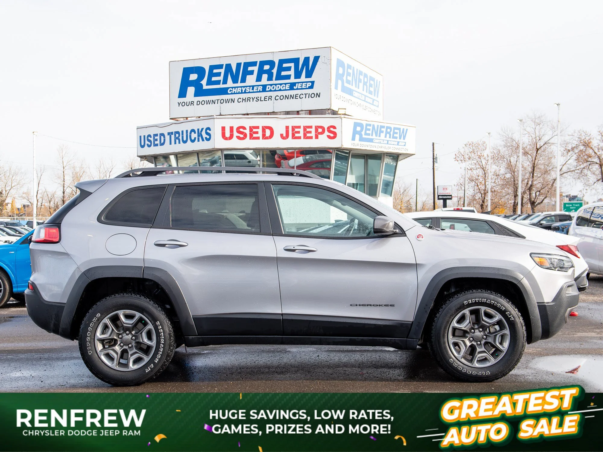 Used 2020 Silver Jeep Trailhawk* 4x4, Panoramic Roof, Trailer Tow Group, Remote Start image 1