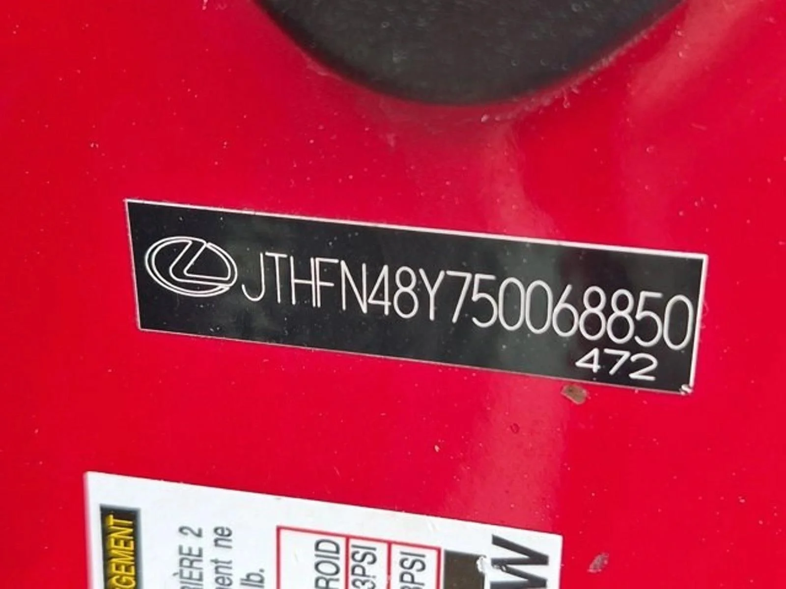 Used 2005 Red Lexus  image 22