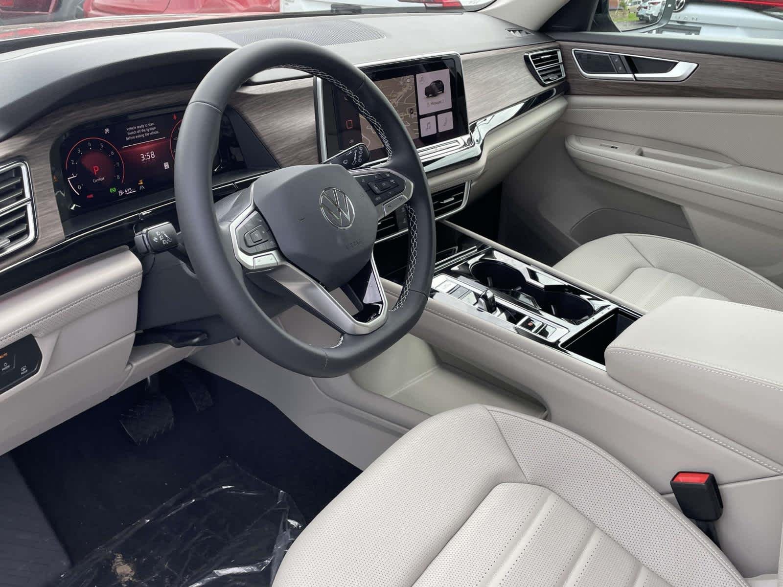 New 2026 Deep Black Pearl Volkswagen 2.0T SEL image 12