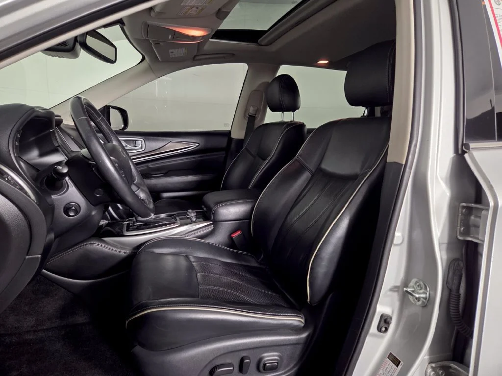 Used 2019 Liquid Platinum INFINITI LUXE image 9