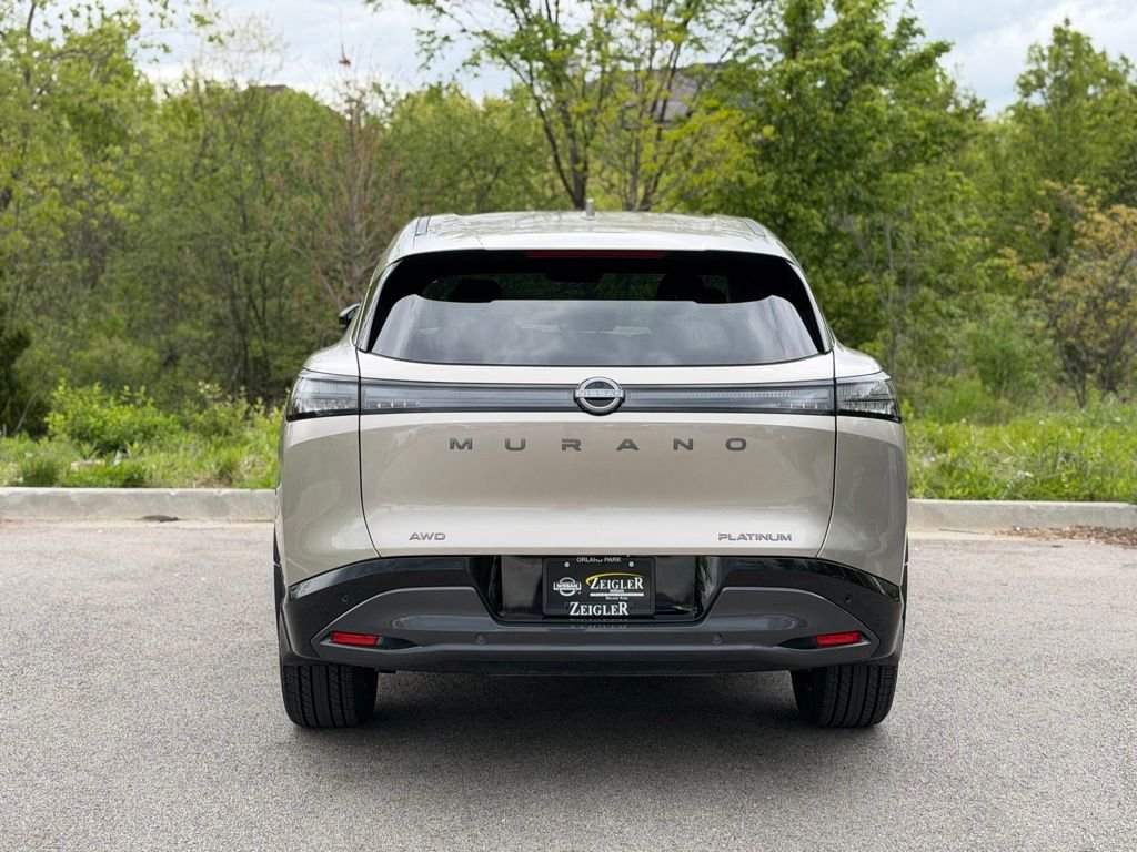 Certified Used 2025 Gold Nissan Platinum image 5