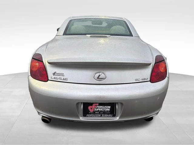Used 2005  Lexus 430 image 6