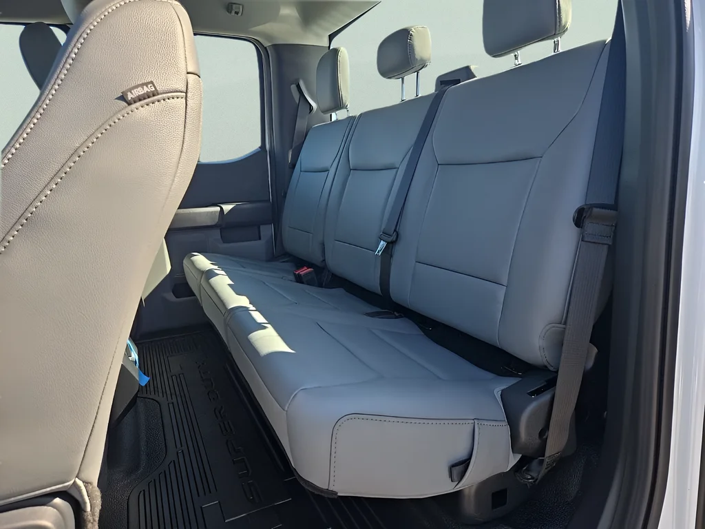 New 2026 Oxford White Ford F-350® XL image 23
