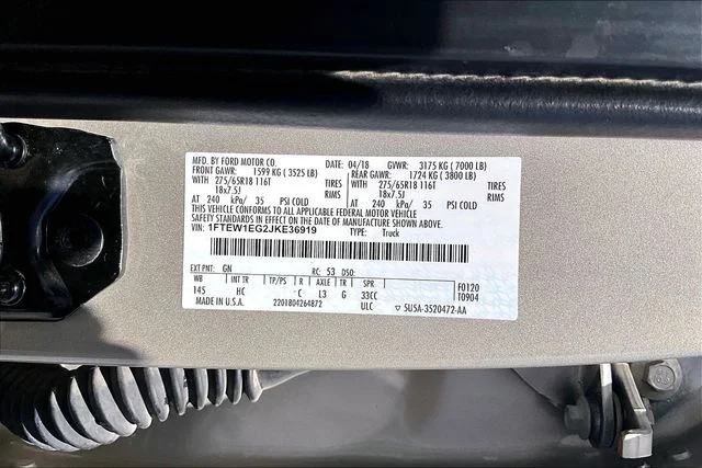 Used 2018 White Gold Ford Lariat image 19