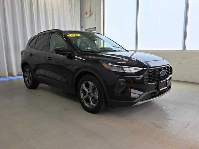 Used 2025 Black Ford ST-Line image 4