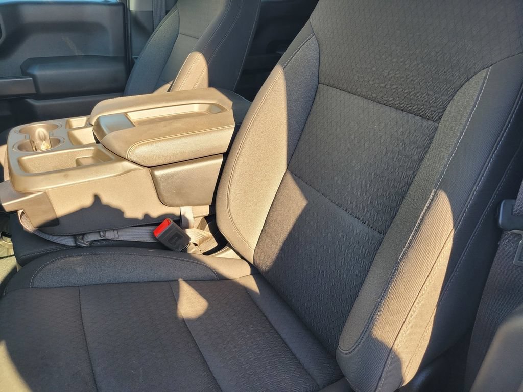 2023 Chevrolet Silverado 1500 Custom view 15