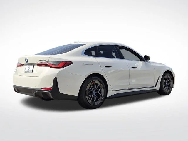 Used 2023 White BMW eDrive40 image 4