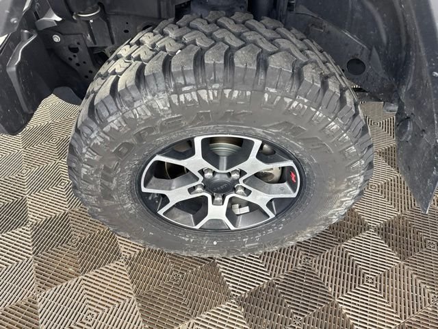 Used 2020 Gray Jeep Unlimited Rubicon image 31