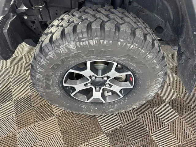 Used 2020 Gray Jeep Unlimited Rubicon image 31