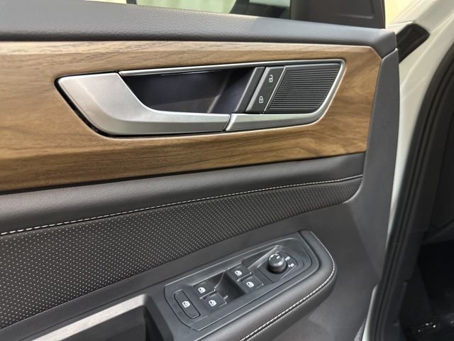 2026 Volkswagen Atlas SE - Photo 12