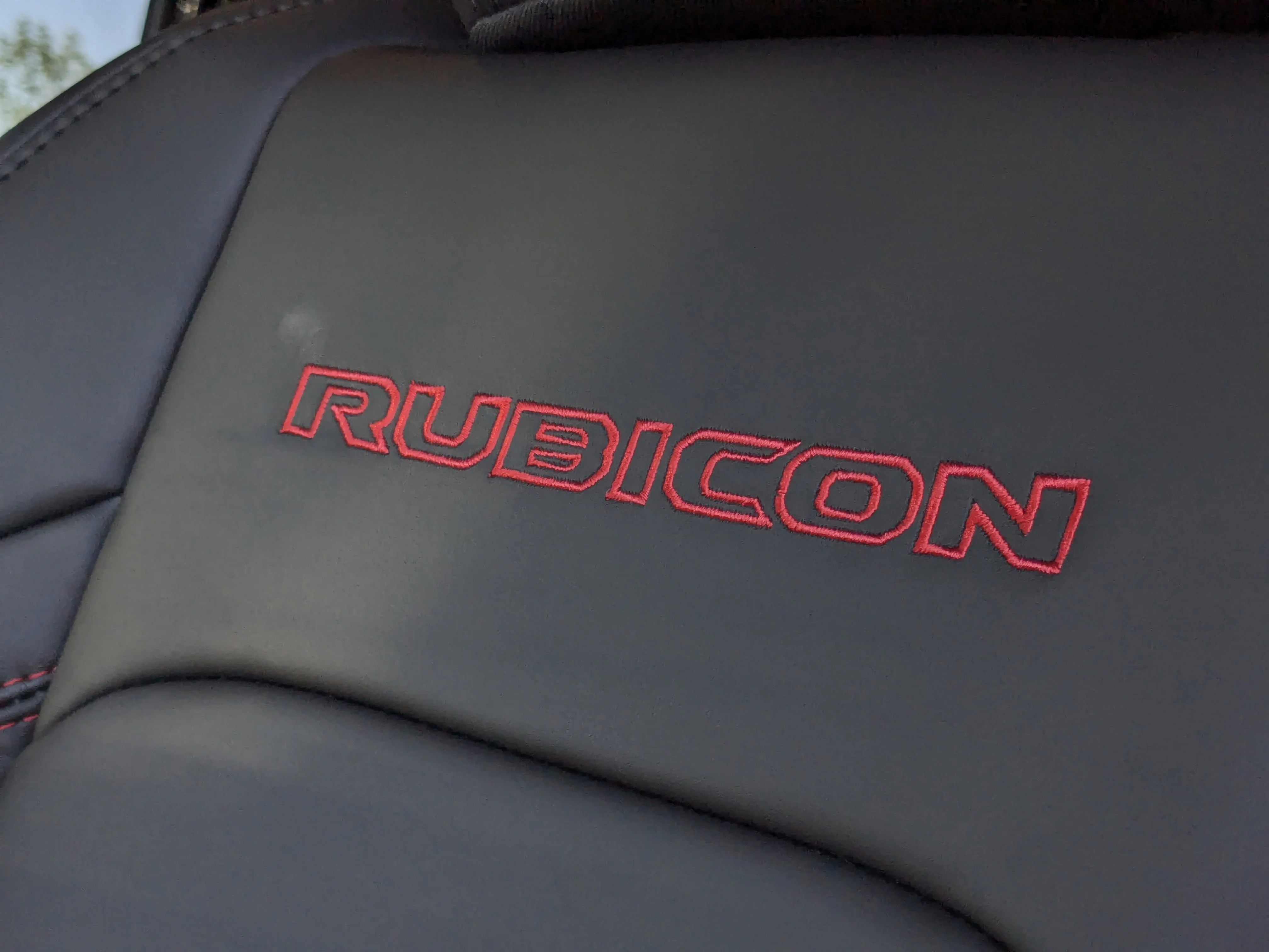New 2025 Black Jeep Rubicon X - - 35 INCH A/T TIRES - Trailer Tow Group - Offroad Cam - Nappa leather seats & Tons More! image 13
