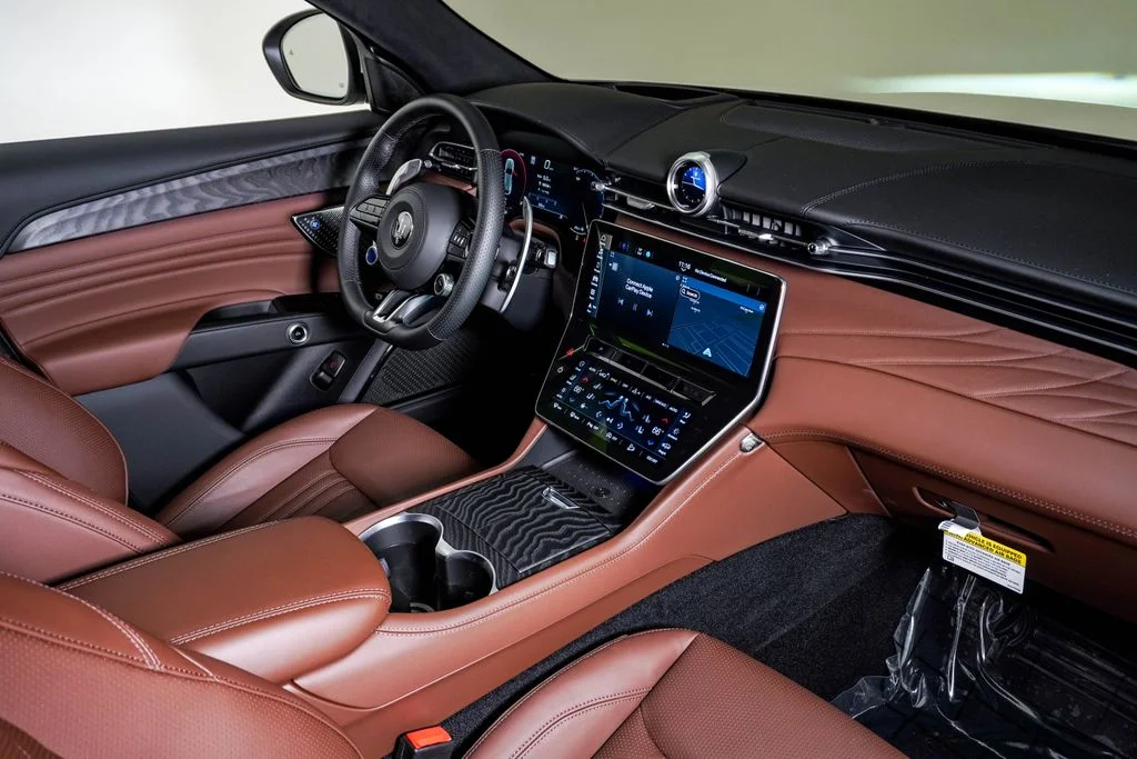 New 2026 Bianco Astro Metallic Maserati Modena image 14