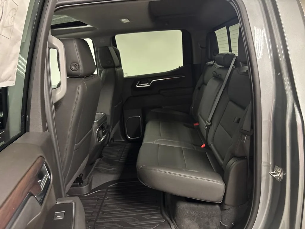 2026 GMC Sierra 1500 SLT - Photo 30