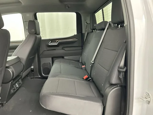 New 2026 Summit White Chevrolet LT image 25