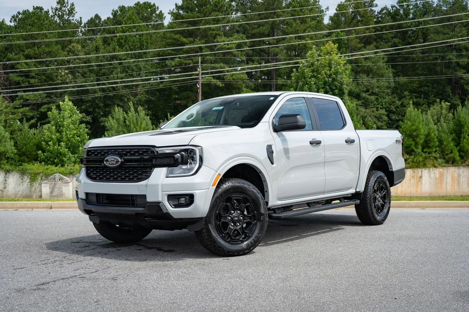 New 2026 Avalanche Ford XLT image 1