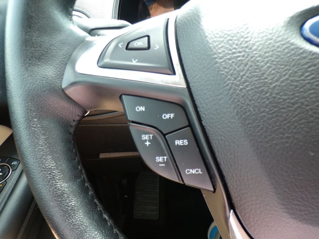 Used 2024 Silver Metallic Ford SEL image 17