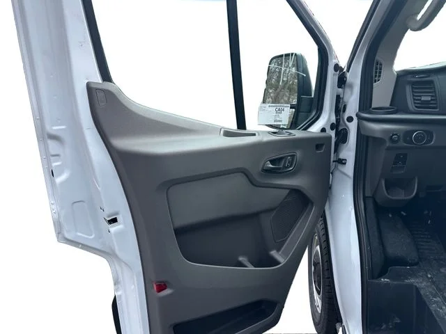 2025 Ford Transit Van Base - Photo 18