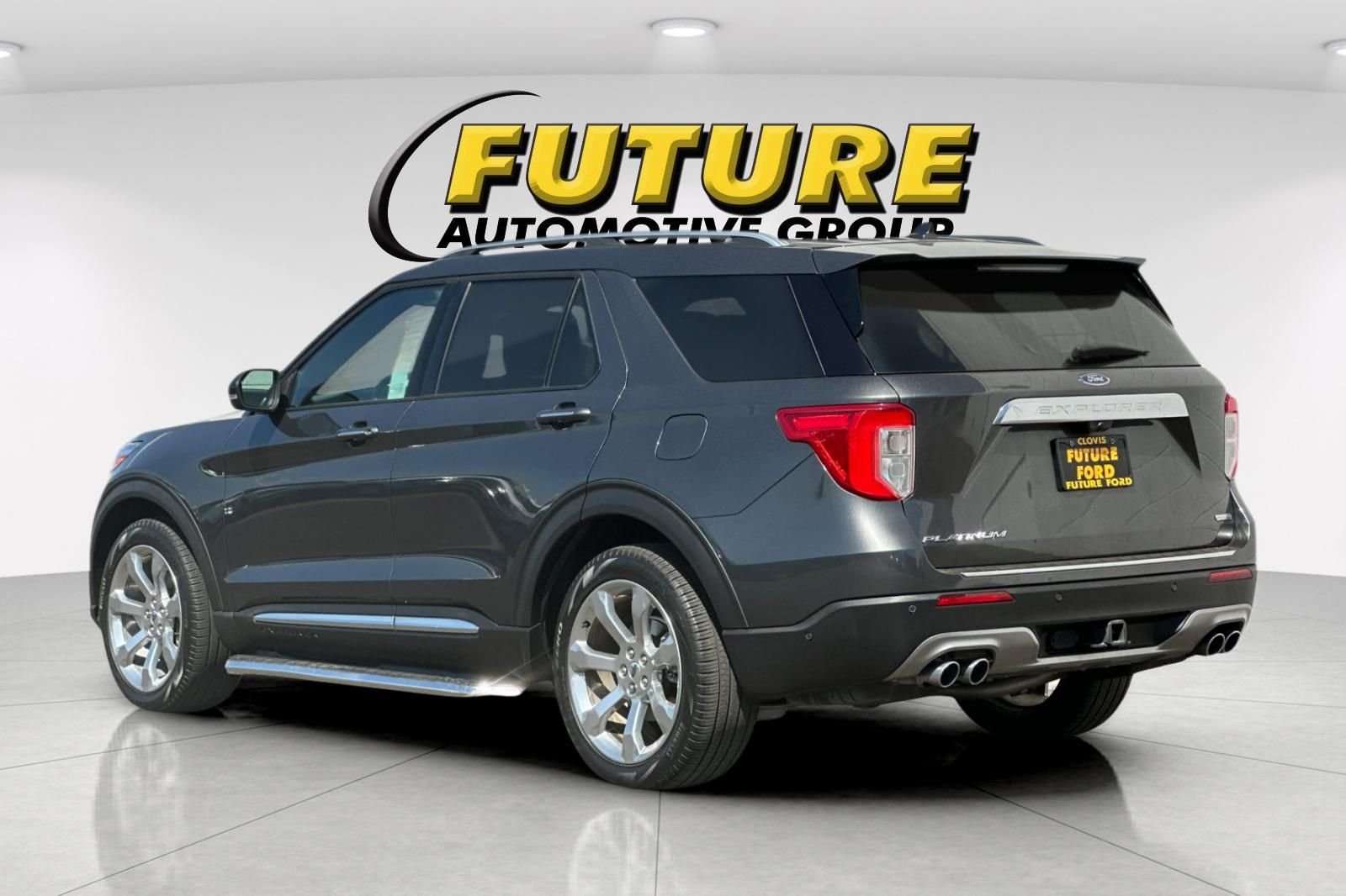 Used 2020 Gray Ford Platinum image 5