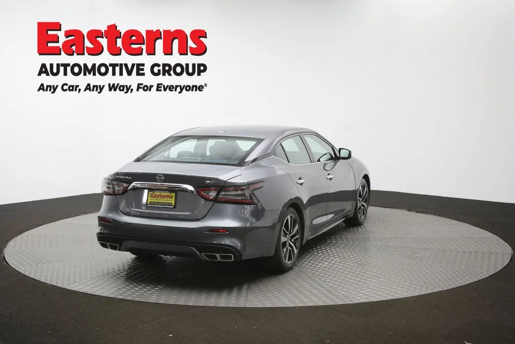 Used 2023 Gray Nissan SV image 40