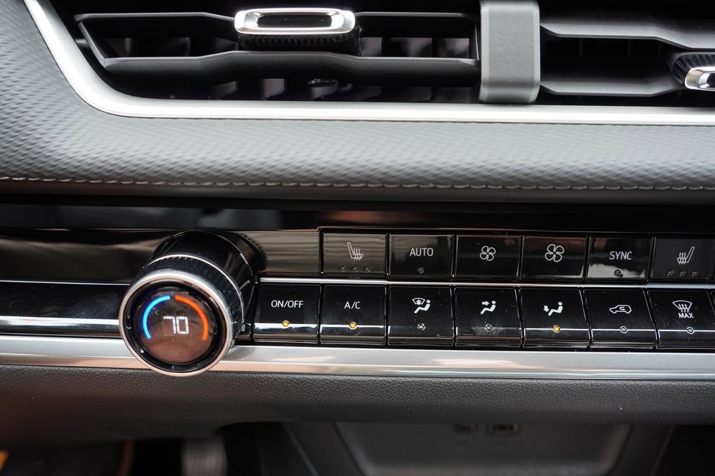 2026 Chevrolet Equinox LT - Photo 15