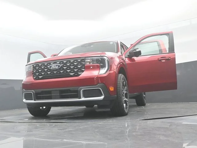 New 2026 Ruby Red Metallic Tinted Clearcoat Ford Lariat® image 31