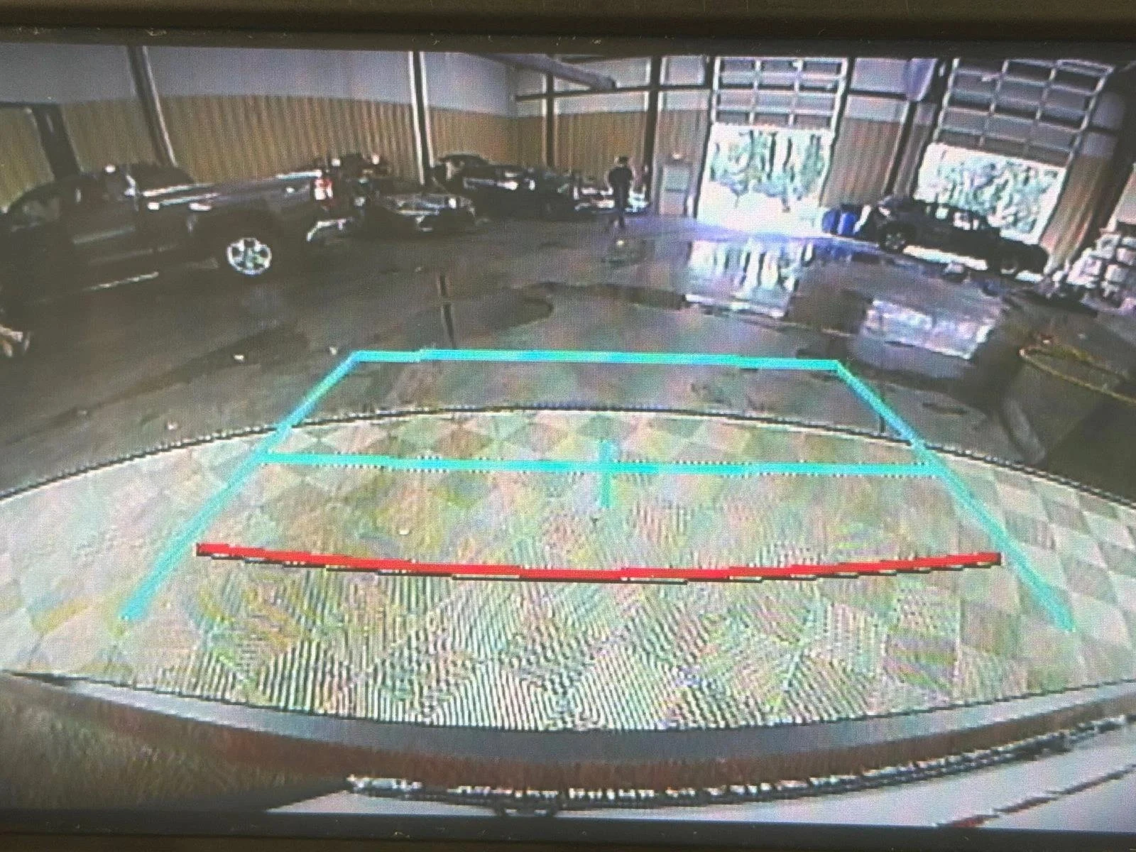 Used 2020 White Toyota XLE image 30