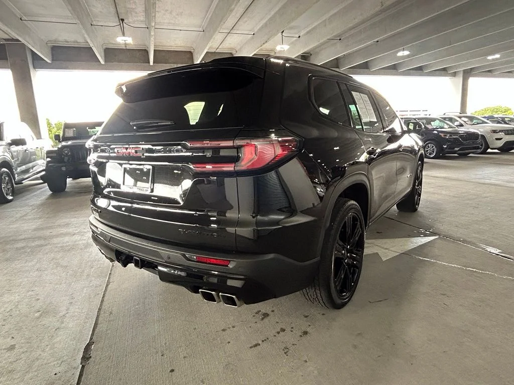 Used 2024 Ebony Twilight Metallic GMC Elevation image 5