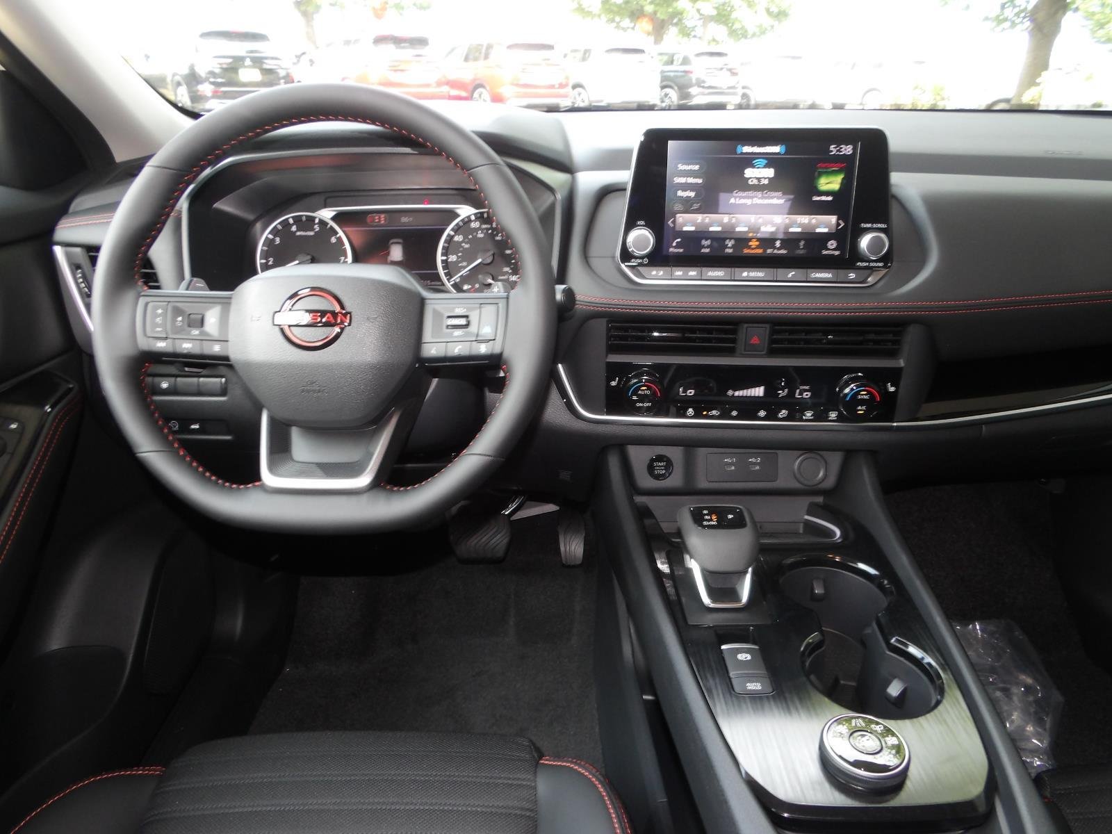 New 2026 Everest White Pearl TriCoat Nissan Rock Creek® image 16
