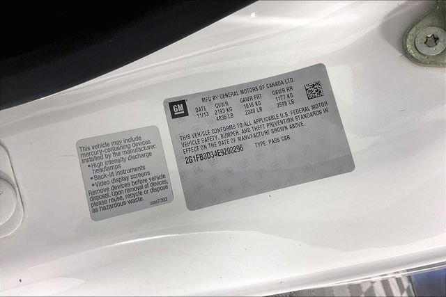 Used 2014 White Chevrolet 1LT image 4