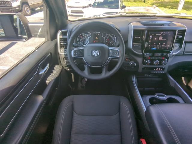 Certified Used 2025 Black Ram Big Horn/Lone Star image 17