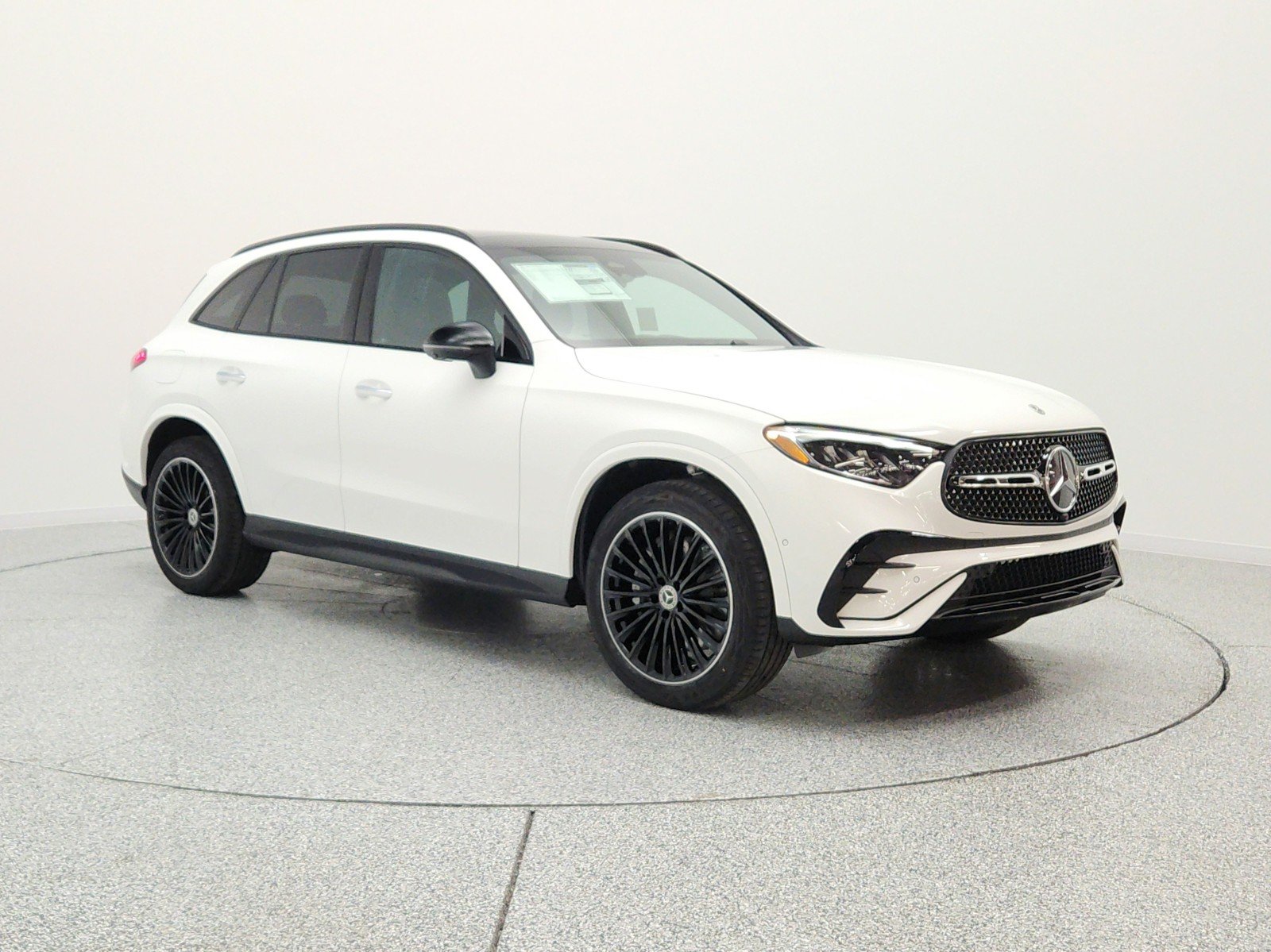 New 2026 Polar White Mercedes-Benz GLC 300 SUV image 3