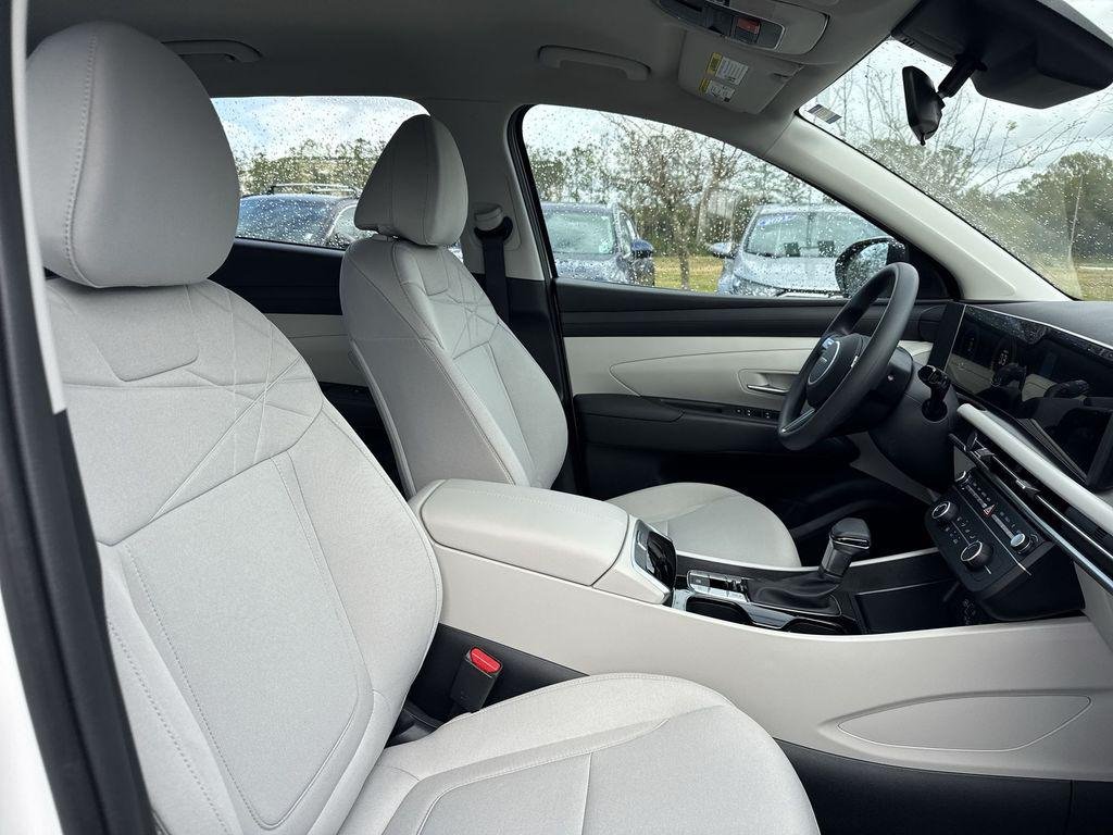 New 2026 White Pearl Hyundai SE FWD image 25