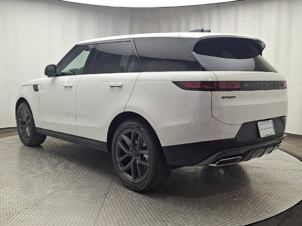 New 2027 Fuji White Land Rover SE image 4
