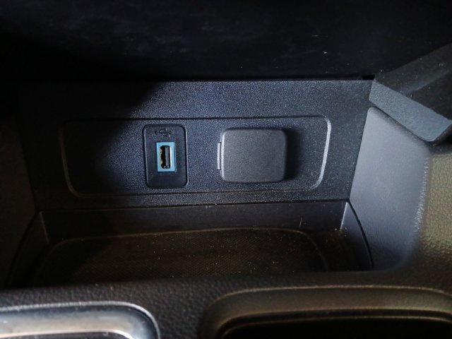 Used 2017 Magnetic Ford Titanium image 26