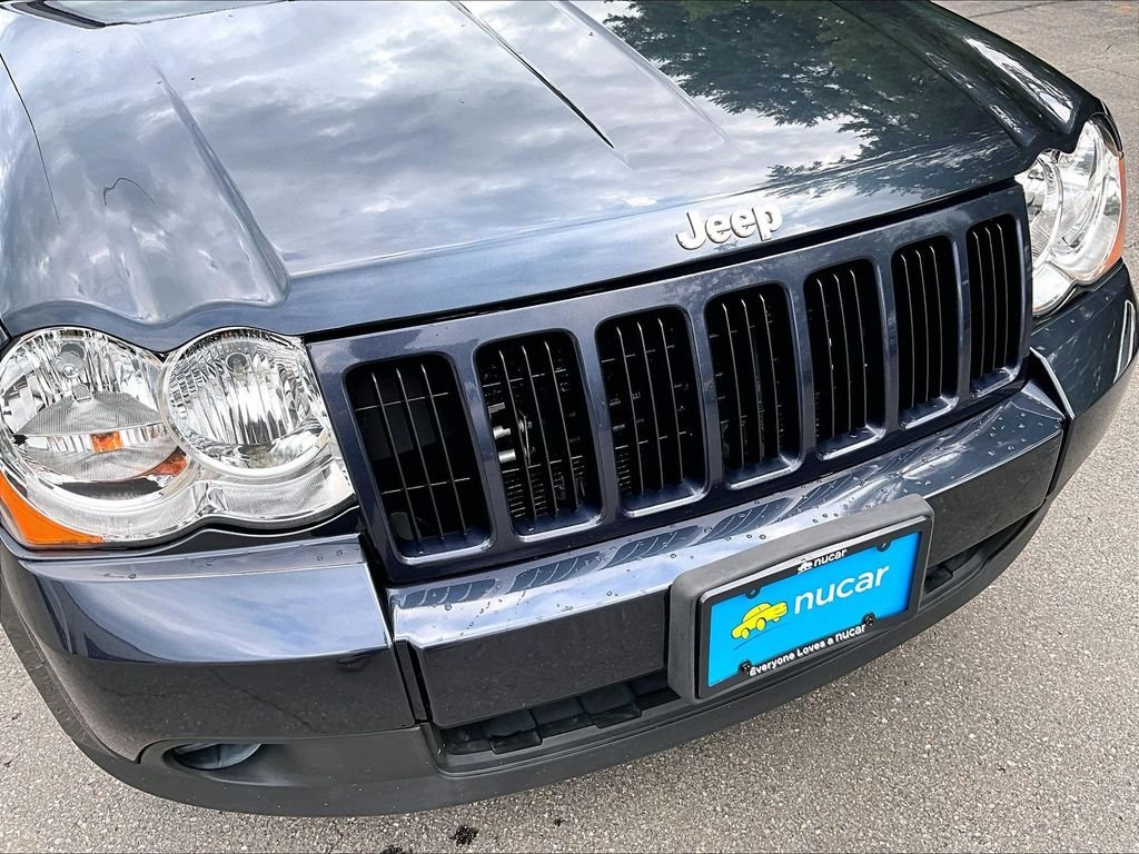Used 2009 Modern Blue Pearlcoat Jeep Laredo image 30