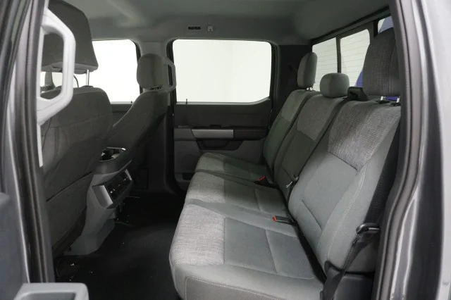 Used 2024  Ford XLT image 19
