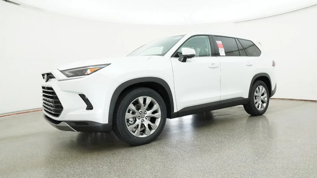 New 2026 Wind Chill Pearl Toyota Limited image 19